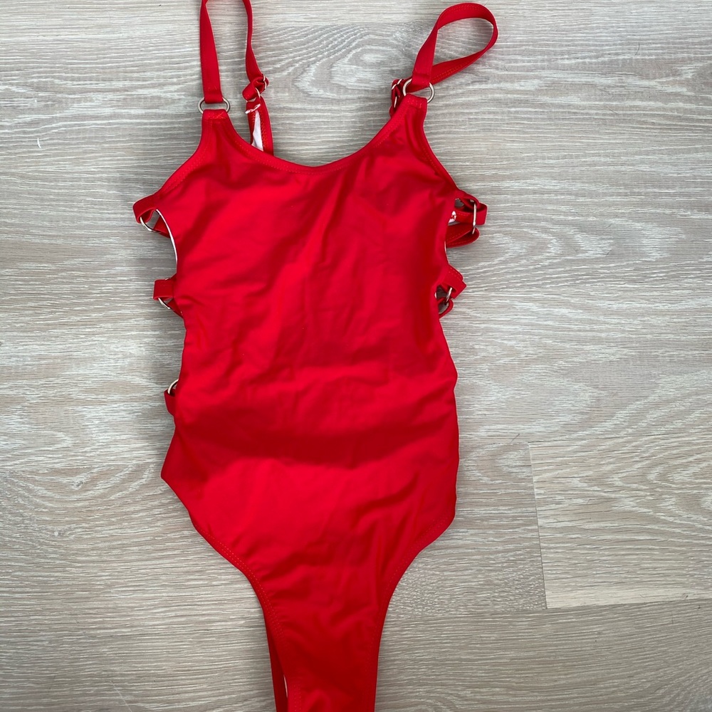 Cute, Stunning red one piece bathing suit!